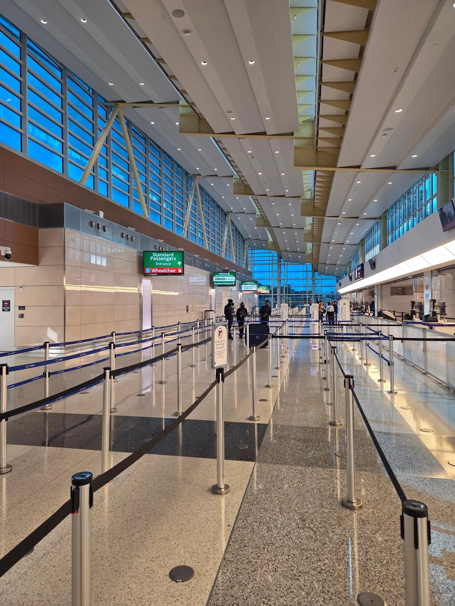 DCA 공항 내부