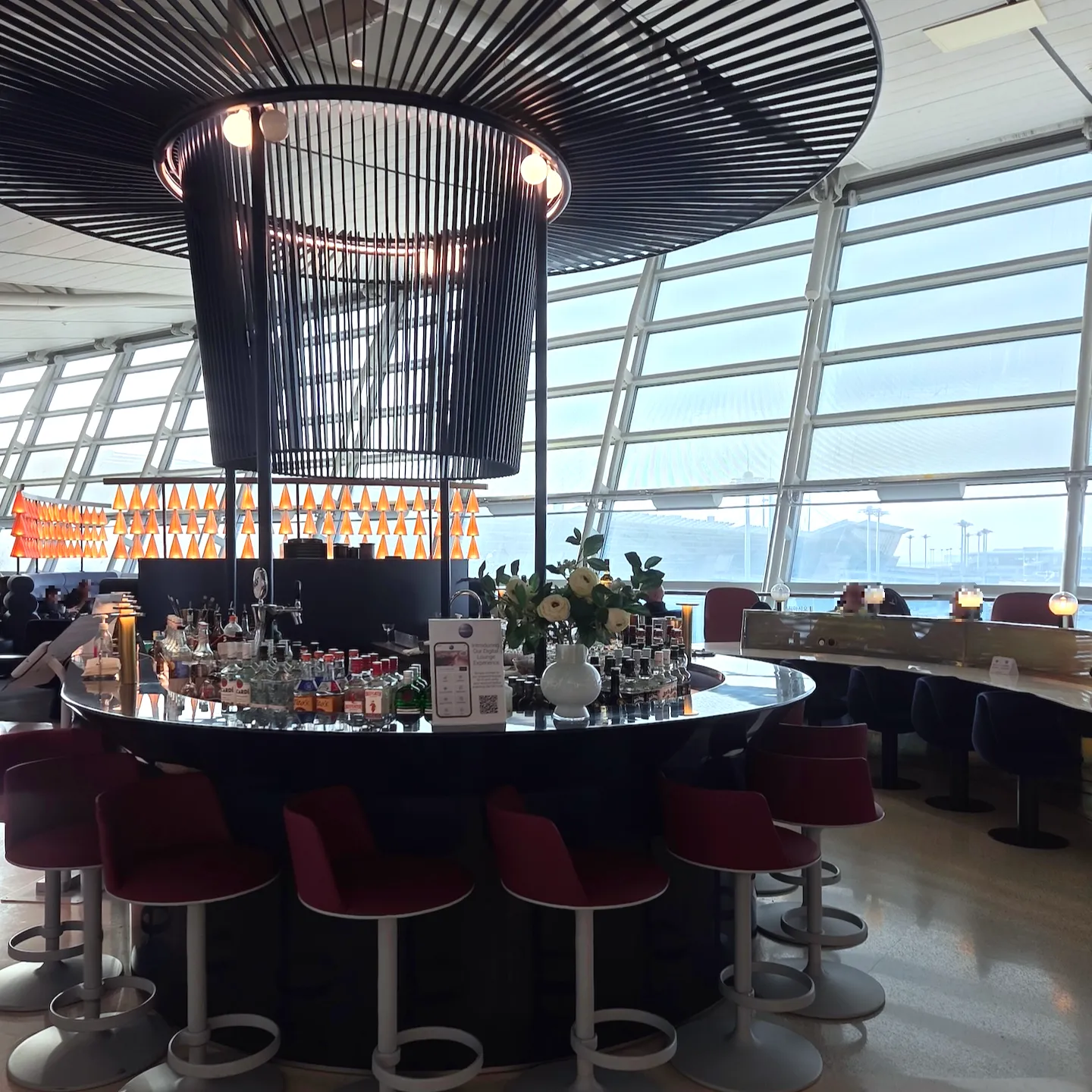 Oneworld Lounge Interior Seating Area at Incheon Airport