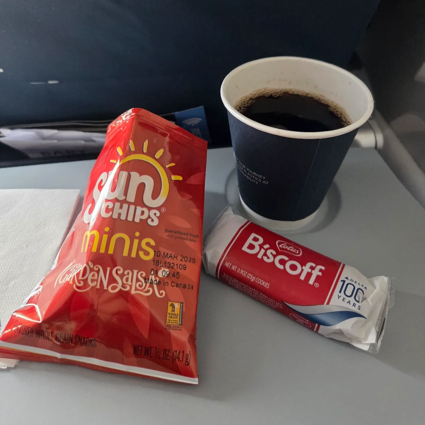 Snacks and coffee served on DL2098