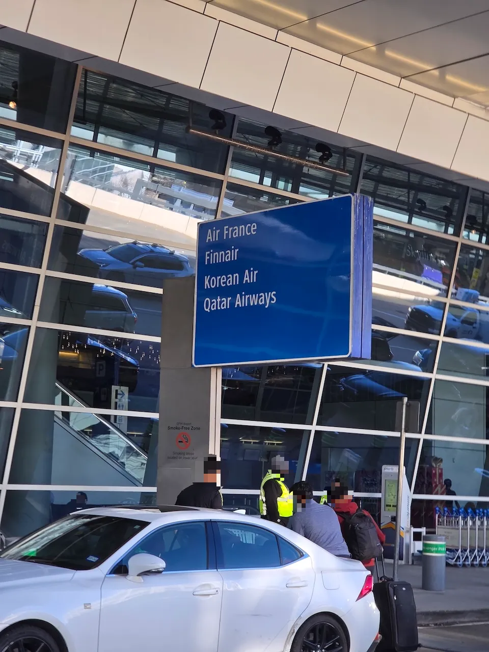 댈러스 포트워스 공항 터미널 D 체크인 카운터 1