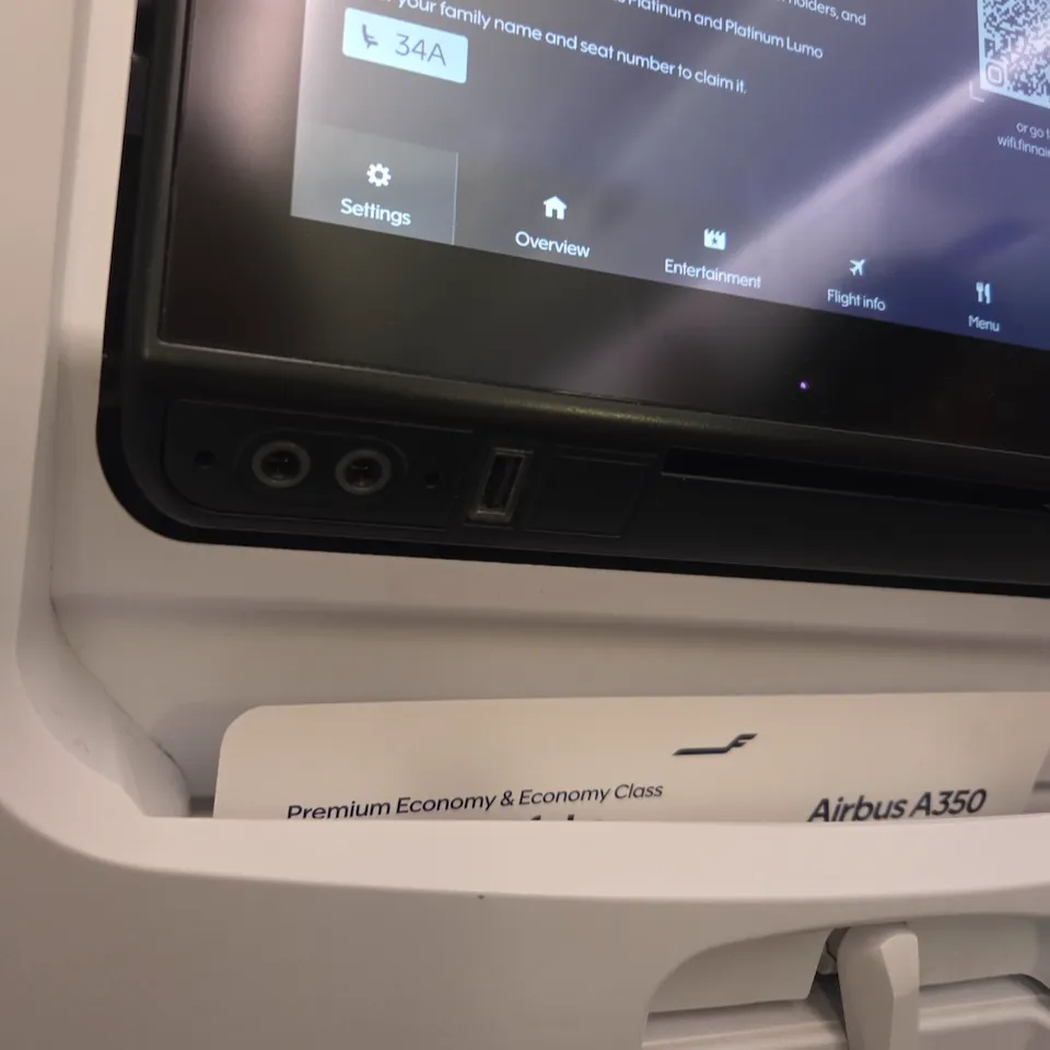 핀에어 A350-900 이코노미 컴포트 좌석 1