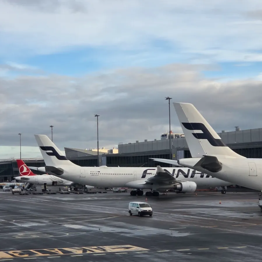 헬싱키 반타 공항 랜딩