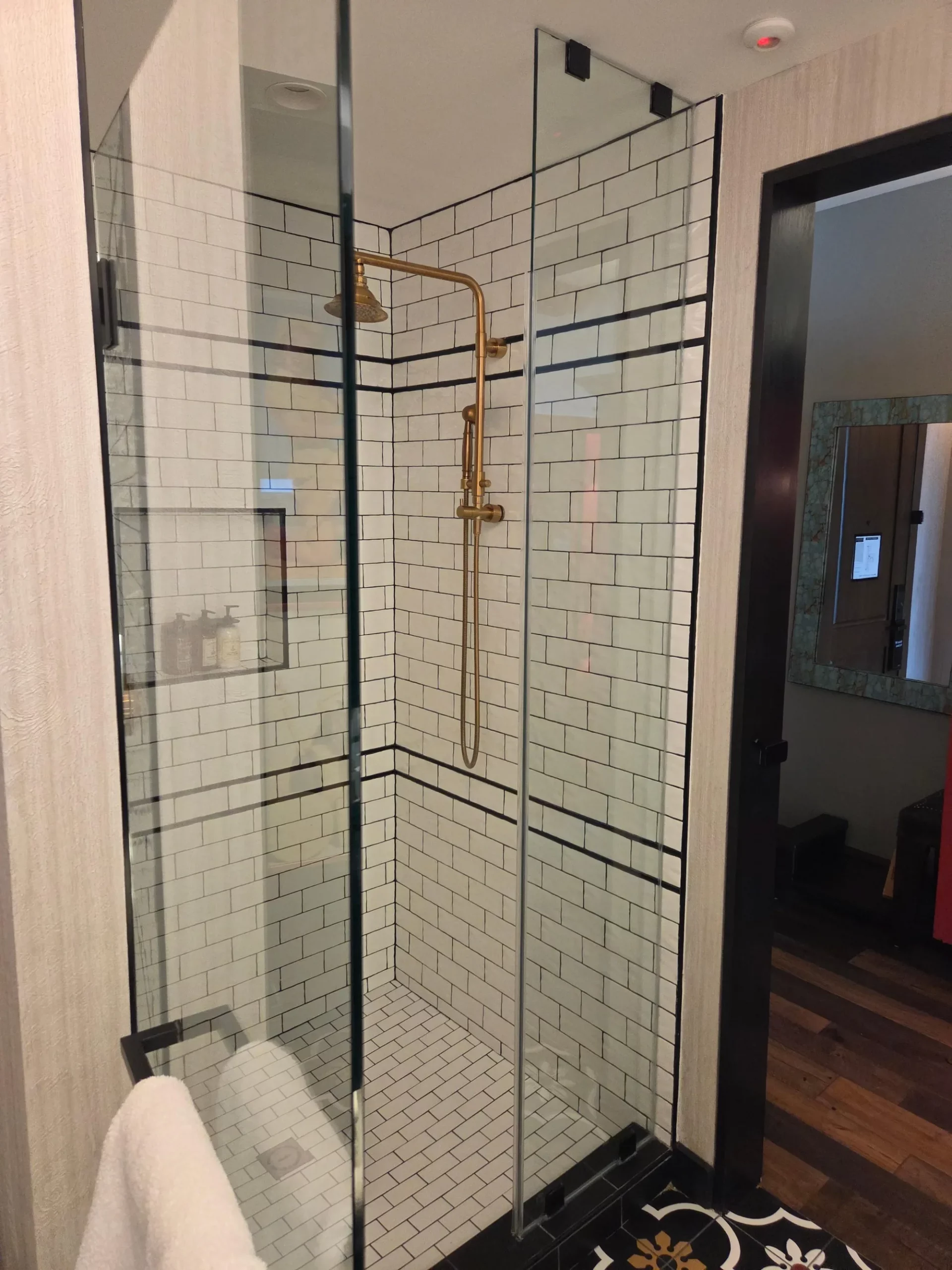 호텔 드로버 오토그래프 컬렉션 Kitchen, Soaking Tub, Executive Suite, 1 King 욕실 2