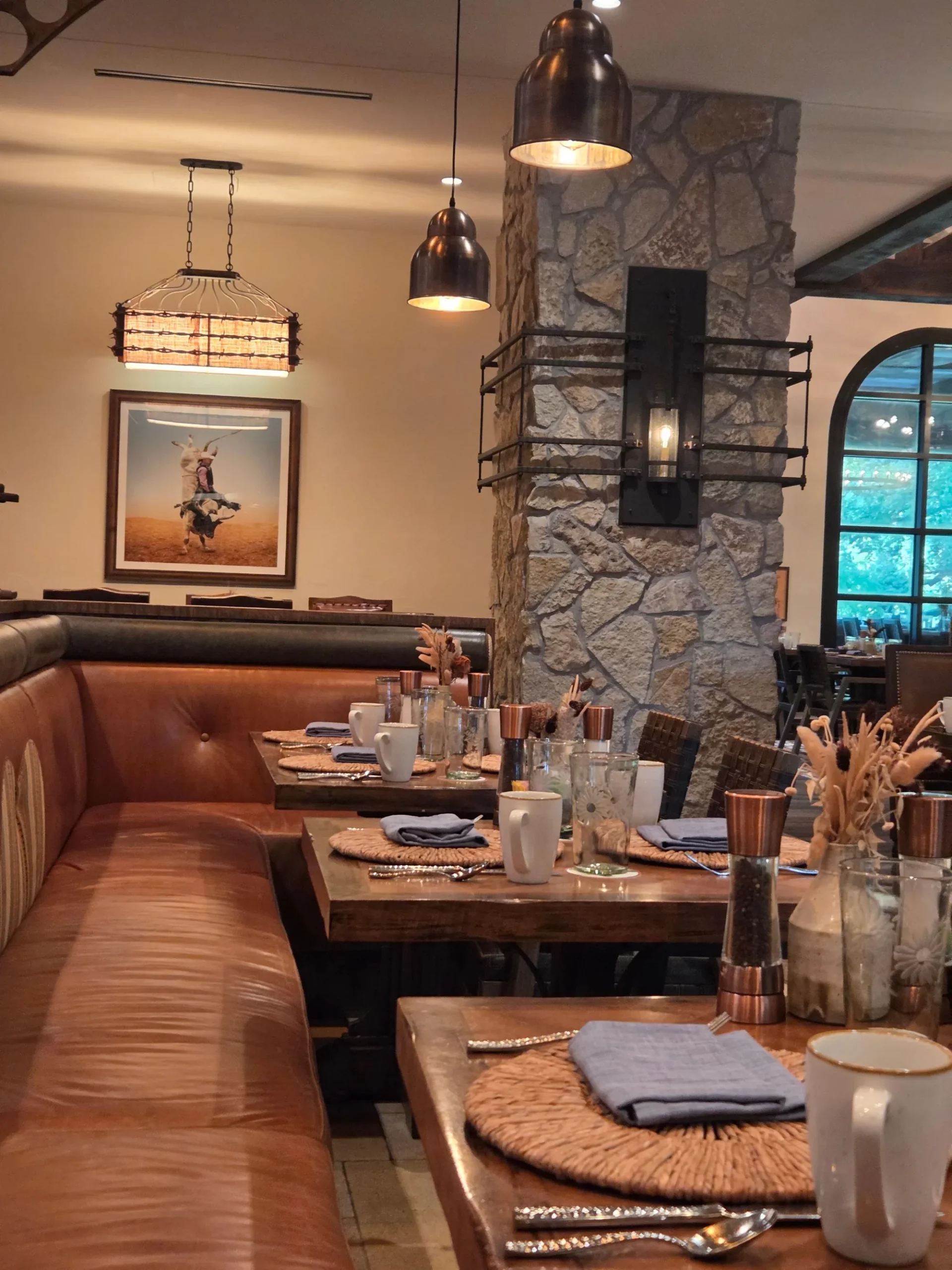 호텔 드로버 오토그래프 컬렉션 97 WEST Kitchen & Bar 내부 2
