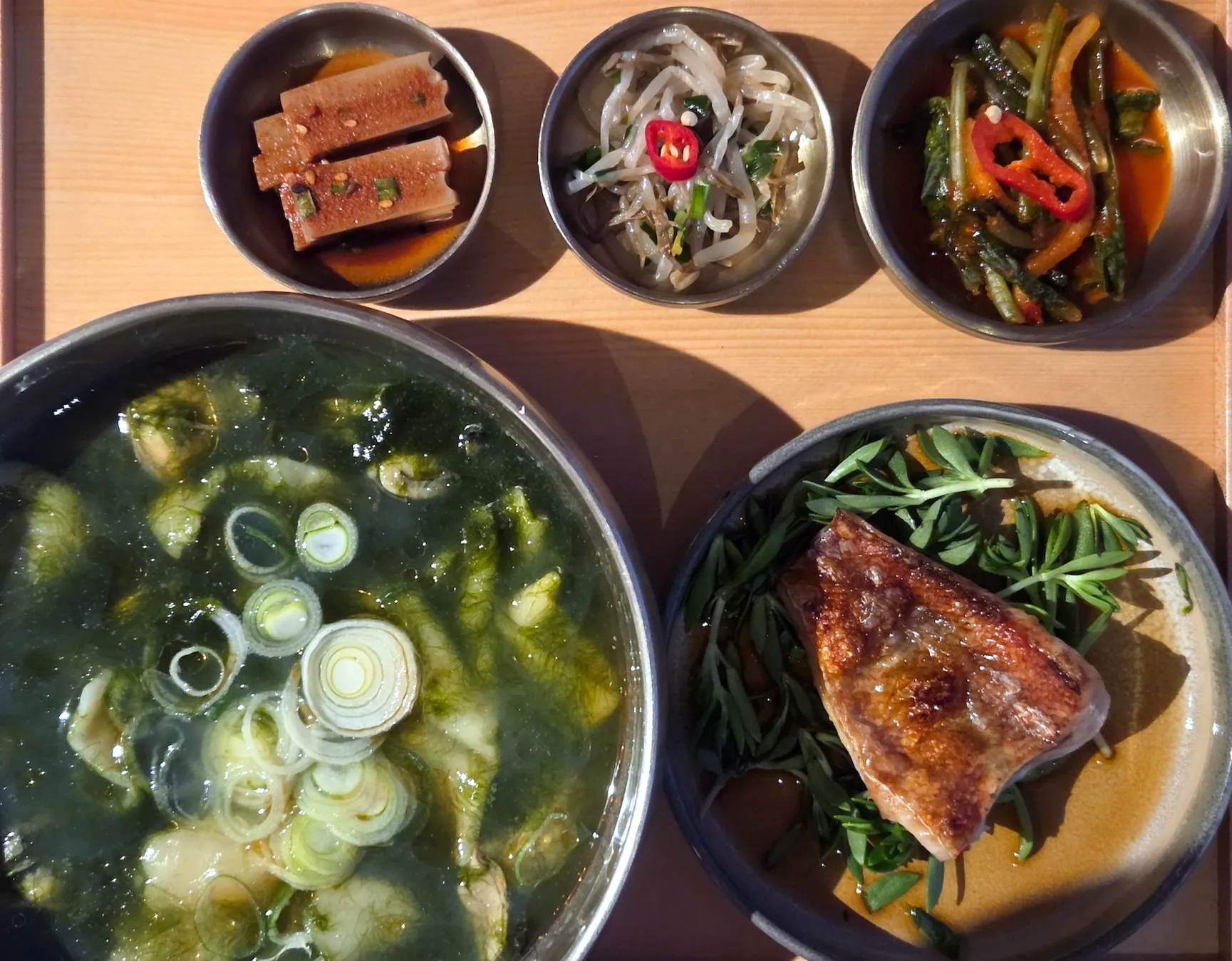 JW 메리어트 제주 리조트 & 스파 아일랜드 키친 조식, 매생이 굴 수제비