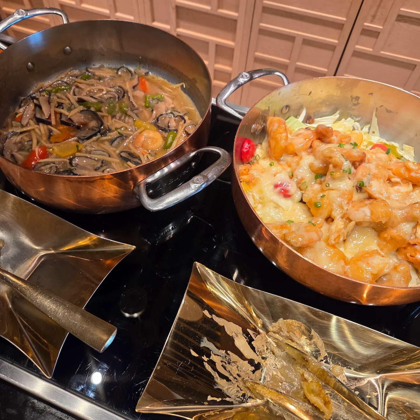 JW 메리어트 제주 리조트 & 스파 아일랜드 키친 브런치 로얄 핫푸드
