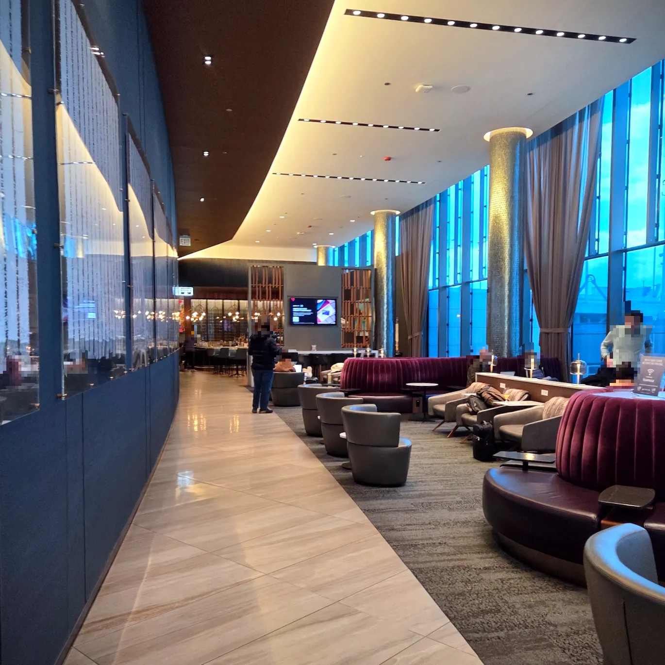 Inside the Delta Sky Club at Chicago O'Hare Airport Terminal 5