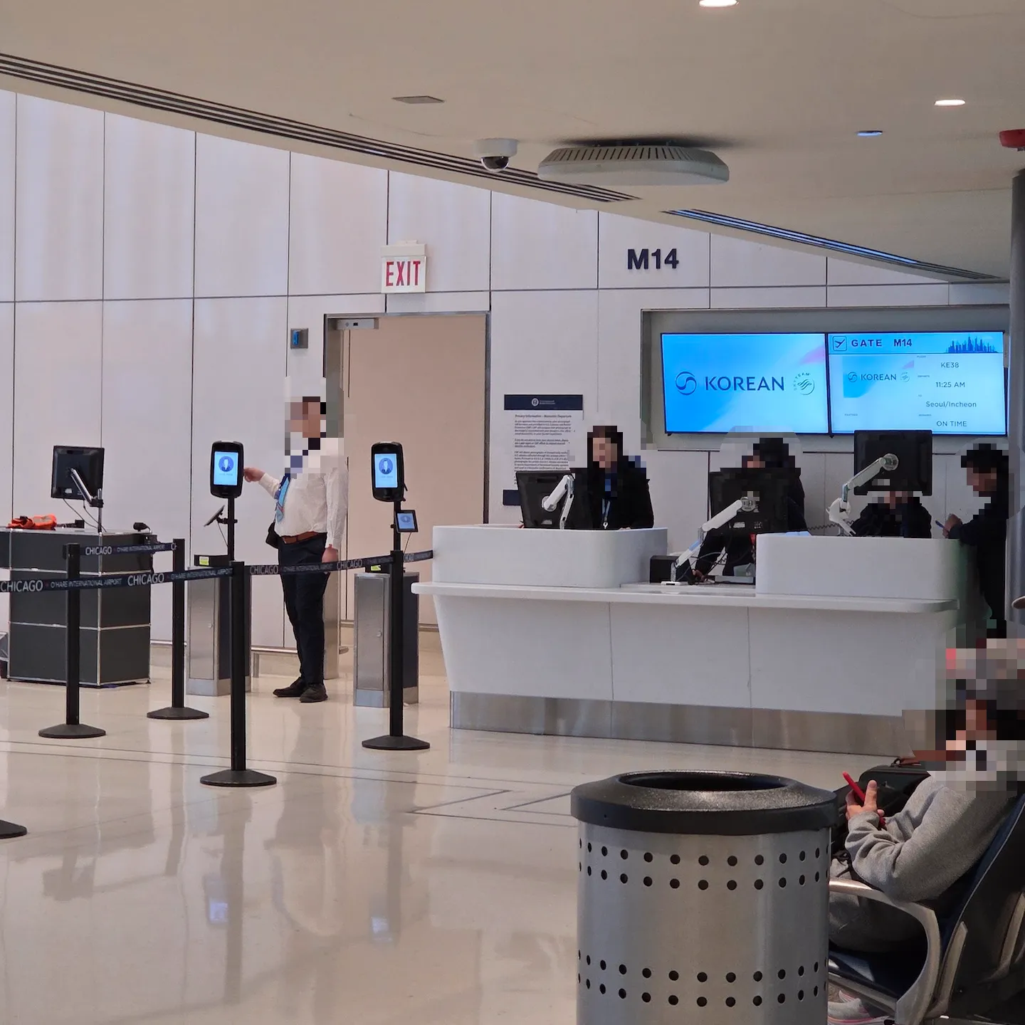 Gate M14 at Chicago O'Hare Airport Terminal 5