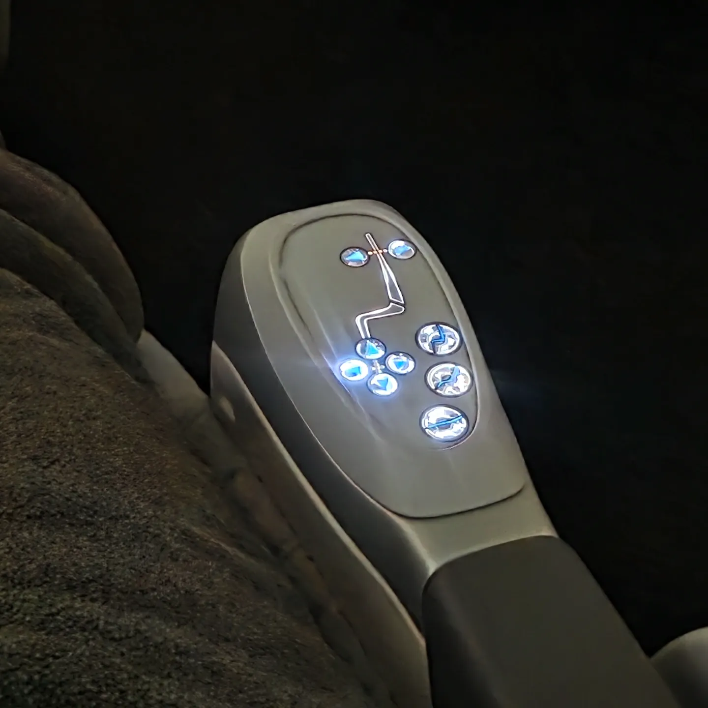 Korean Air B777-300ER Prestige Sleeper Cabin & Seat Detail