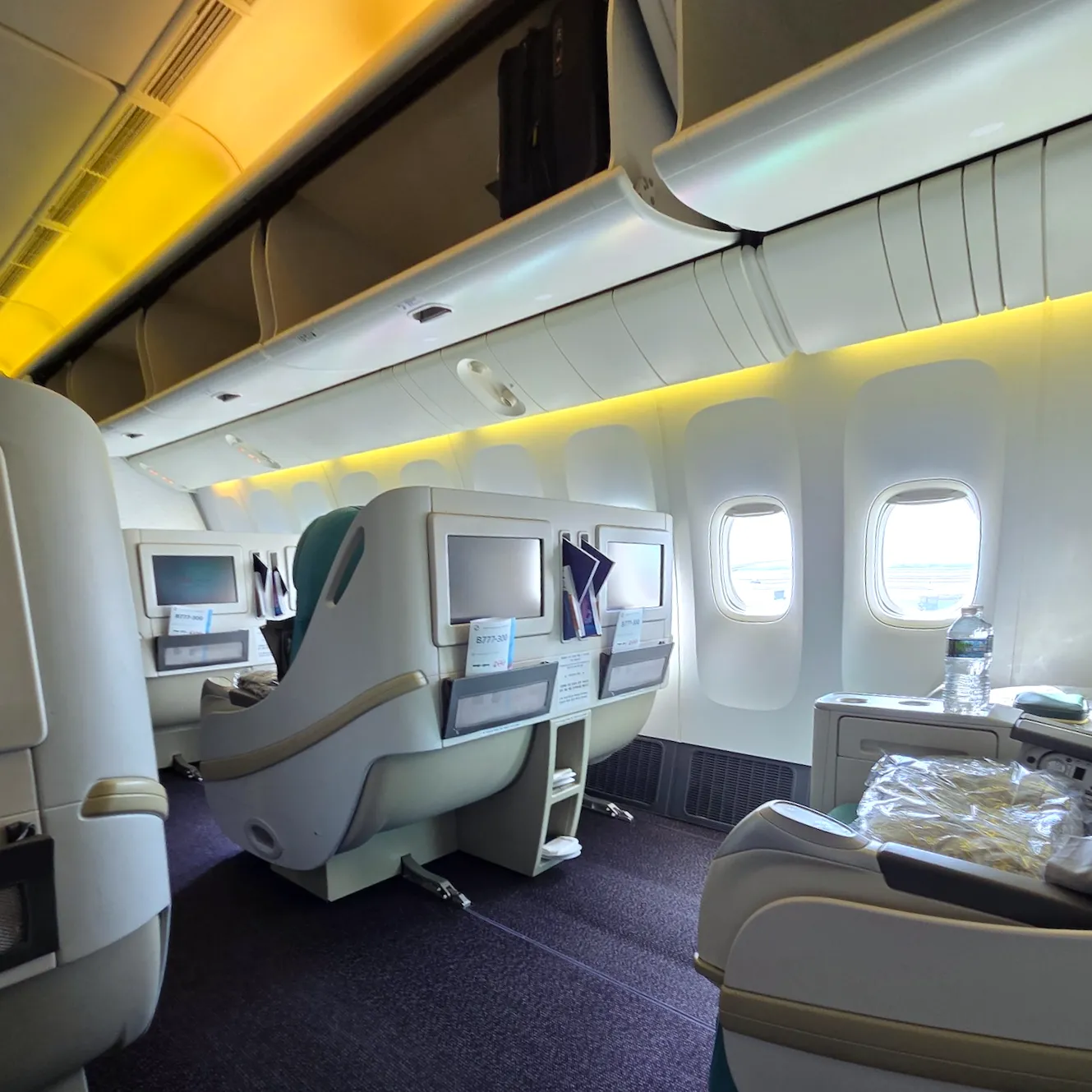 Korean Air B777-300ER Prestige Class Prestige Sleeper Window Seat Cabin & Seat Detail