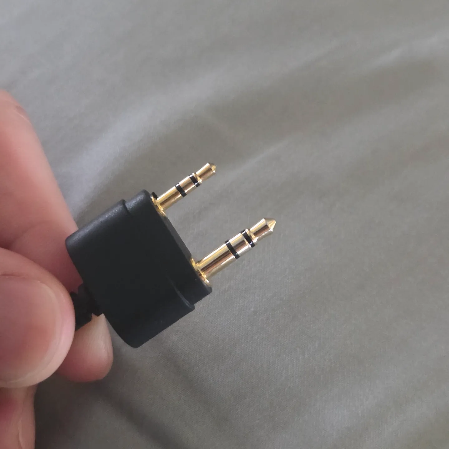 Korean Air Prestige Class Headphones