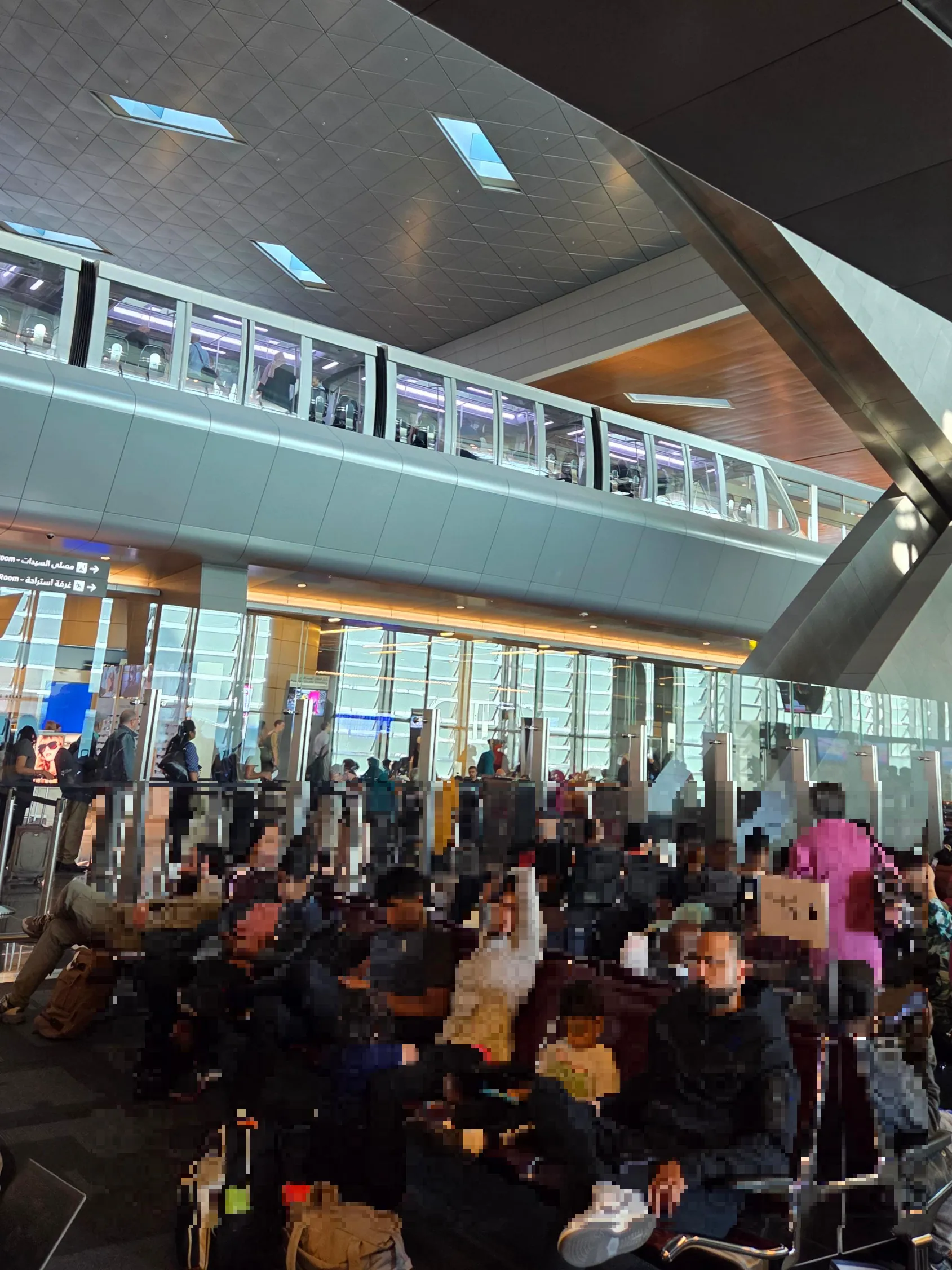 도하 하마드 국제공항 QR729 출발 게이트 C1