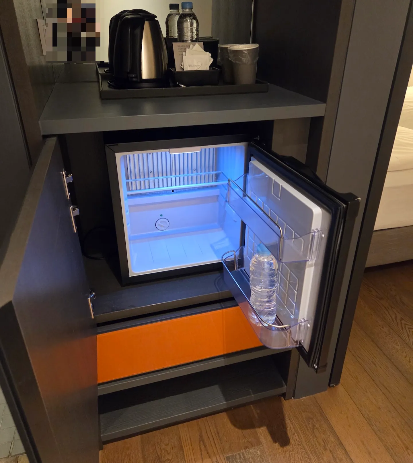 Coffee station and fridge in Shilla Stay Seodaemun Standard Twin Room