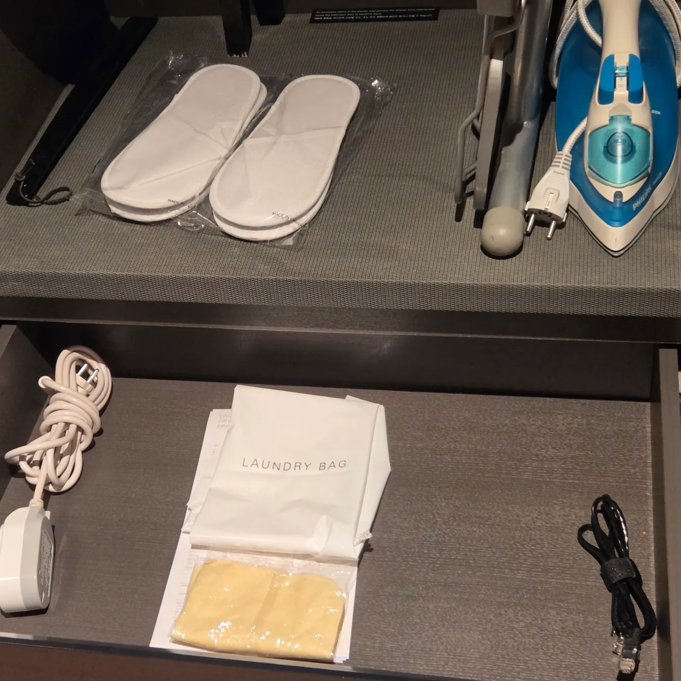 Room amenities in Shilla Stay Seodaemun Standard Twin Room